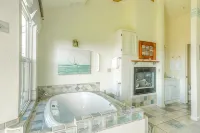 Captain's Inn at Moss Landing - Romantic