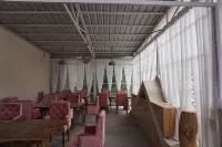 Cottages by the Creek.