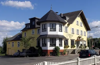 Dreischlager Hof Hotels in Asbach