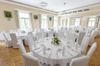 Zámeček Petrovice Hotel di Petrovice u Karvine