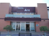 Hotel Santa Ana Hotels in Ecija