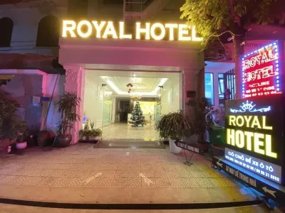 Royal Hotel - Yên Xá HN - by Bay Luxury Hotel a Thanh Trì
