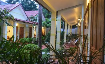 Ngoc Viet Bungalow