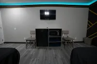 Artesia Motor Inn Hotels in Bellflower