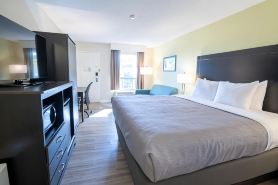 Quality Inn Palm Beach International Airport