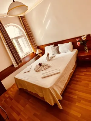 Felicity Hotel & Bungalows Hotels in Camyuva