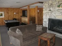 Holiday Acres Resort Hotels in Rhinelander