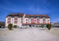 REGIOHOTEL Leipzig West (A9) Hotels in Glesien
