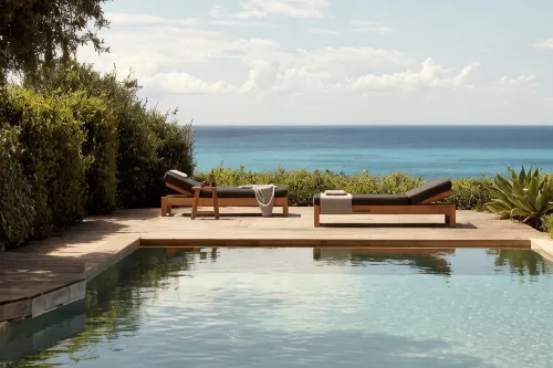 F Zeen Kefalonia