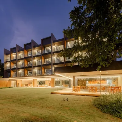 The Grandiose Hotel Chiang Rai Отели рядом с достопримечательностью «Музей и Образовательный Центр Горных Племен»