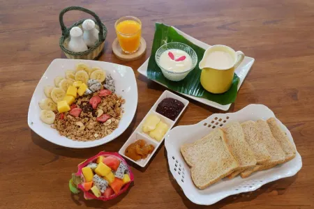 The Bliss Khao Sok Boutique Lodge Отели в г. Phanom