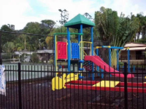 香蕉海岸大篷車公園酒店