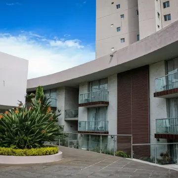 Country Hotel & Suites Отели рядом с достопримечательностью «Арена «Бенито Хуарес» в Гвадалахаре»