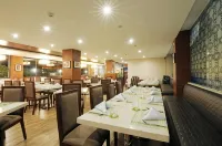 717 Cesar Place Hotel - Morgenmad
