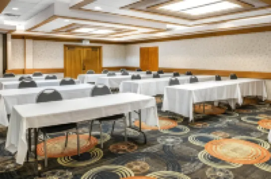 Quality Inn Conference Center Logansport