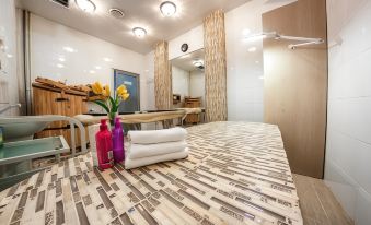 Lime Hotel