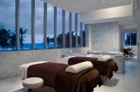 Fontainebleau Miami Beach - spa
