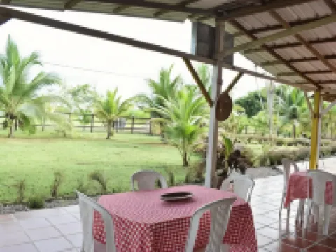Hotel Nuquimar Hotels in Nuqui