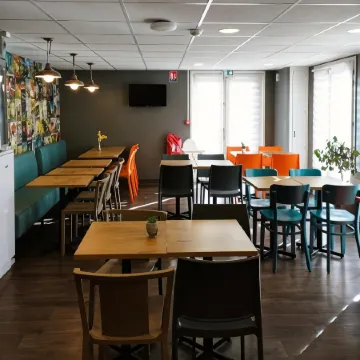 Hotelf1 Lyon Bourgoin-Jallieu