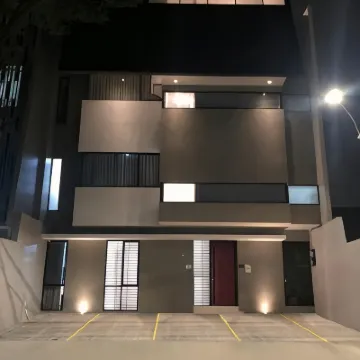 كوزي بوري Hotels near ليبو مول بوري