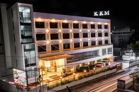 KKM INTERNATIONAL Thiruvananthapuram Отели рядом с достопримечательностью «Шангамагам Бич»