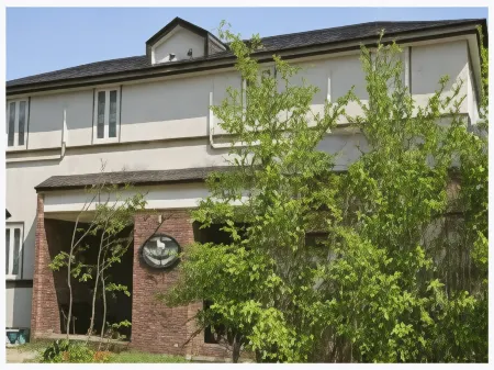 Pension Alvin Отели в г. уезд Яма