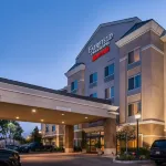 페어필드 인 & 스위트 산타마리아