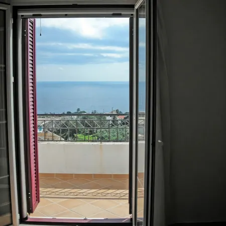 Irigoni Studio - Ikaria