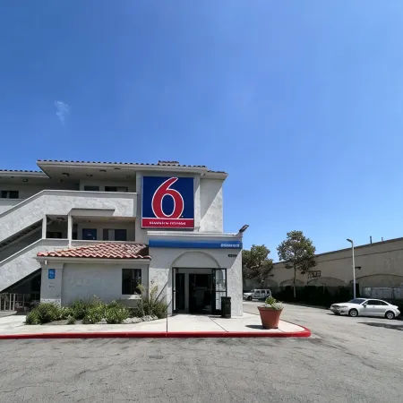 Studio 6 Bellflower, CA - Los Angeles