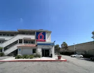 Studio 6 Bellflower, CA - Los Angeles Hotels in Paramount