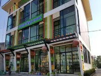 Charoensuk Grand Hotel Hotels in Kabin Buri