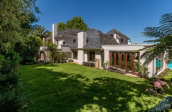 Fernwood Manor Boutique Guest House