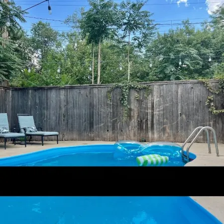 Pool House Paradise - 1BD / 1 Bath - Near TTU