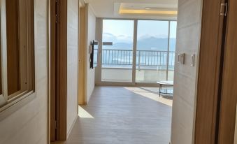 Kumho Tongyeong Marina Resort