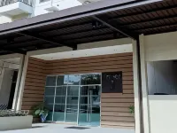 Avida Towers Atria by RedDoorz 鄰近St Anne Parish Church的酒店