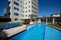 Beaumont Apartments - Beach