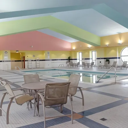 Holiday Inn Express & Suites SPRINGFIELD by IHG