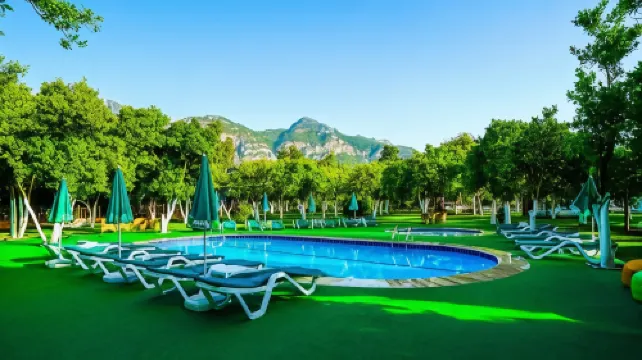 คาสเซิล ปาร์ค โรงแรม