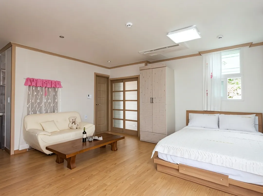 Gyeongju Jusangjeolli Pension - 경주시