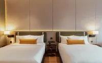 VOS Suites By BOLD - parking