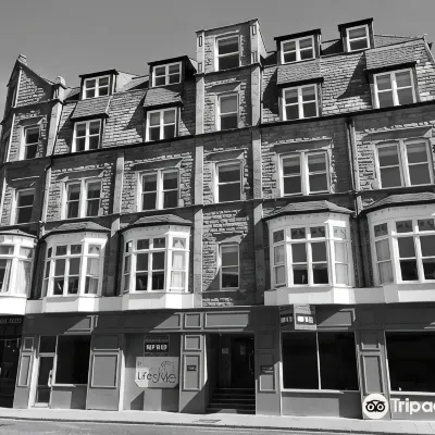 Harrogate Lifestyle Apartments Ltd Hotels near Primark