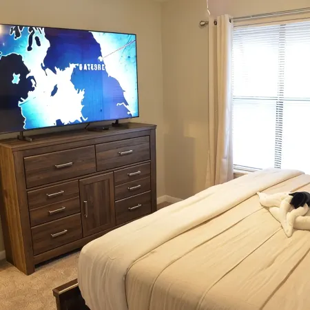 2-bedroom apartment in charming Daleville with WiFi, AC. Enjoy your stay