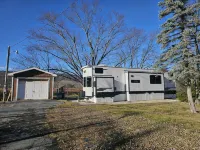 Fenced Dog Yard, Creek Fishing Access, Privacy and Stunning Sunset Views! - 2-Star