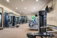Family Friendly Pools, Waterslide, Lazy River / Near Zion NP & the Rush Funplex - gimnasio