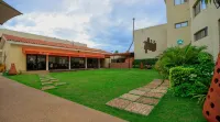 Hotel le Pelican โรงแรมใน