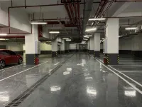 Qirui Hotel - parking