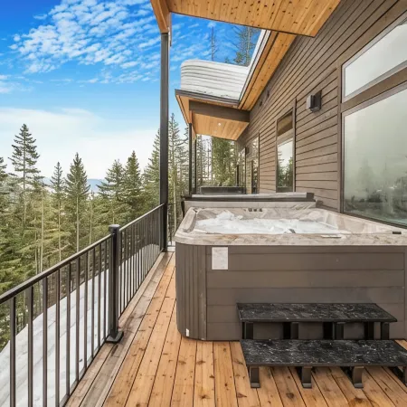 Ibex Lodge North: Luxury on Schweitzer