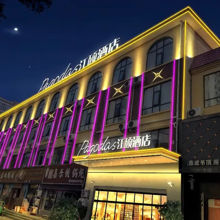 Pagodas Riverside Hotel