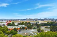 Central Mascot 4BR Convenience to CBD & Airport