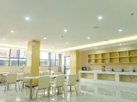 โรงแรมชานคี (ลานกลางหลี่ผู่) โรงแรมในหลี่ผู่
